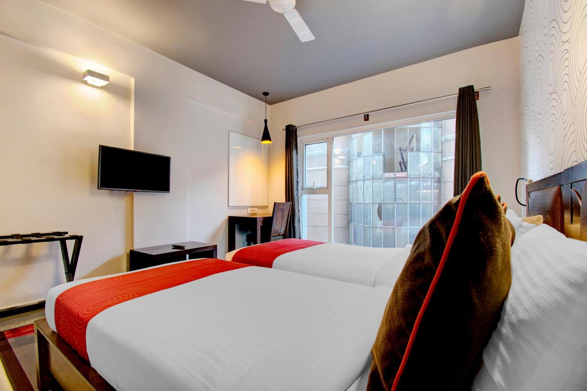 Hotel Super Townhouse Ulsoor Bengaluru Zewnętrze zdjęcie